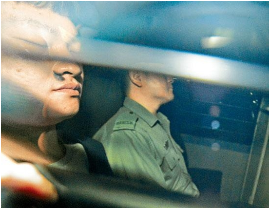 岛内蓝绿搭车大陆“挖呀挖”发言人直播改编歌词讽当局
